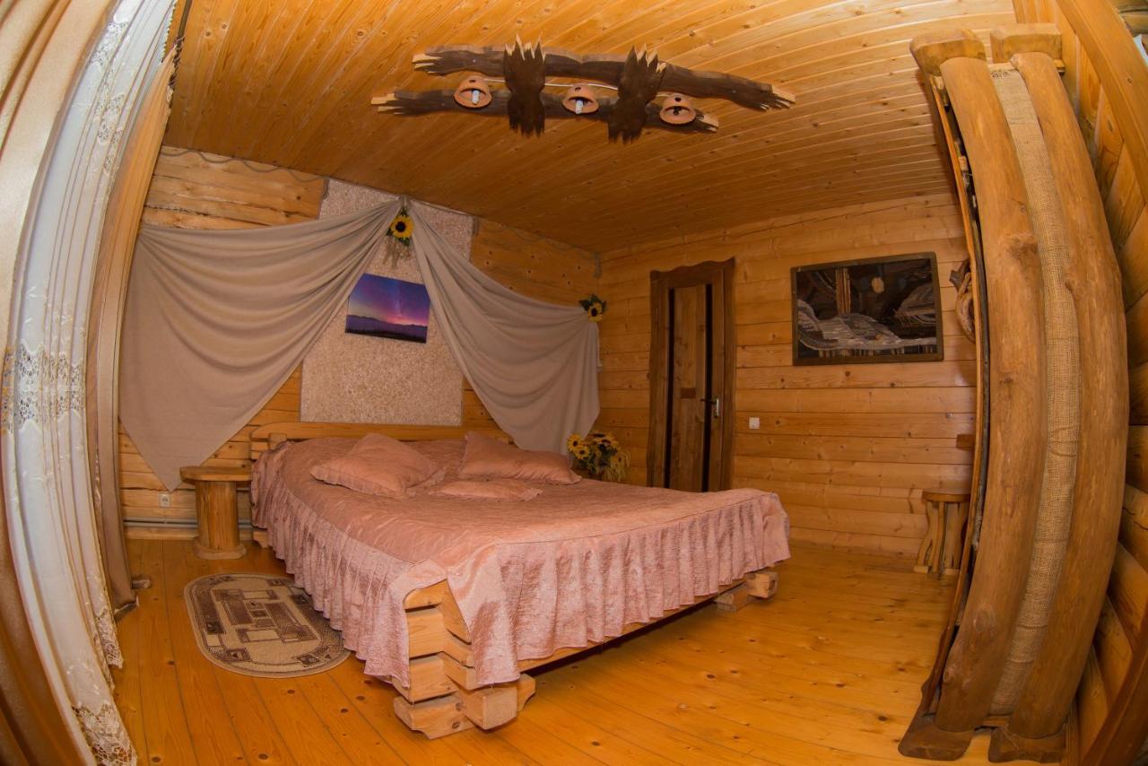 Садиба Вежа Verkhovyna Exterior photo