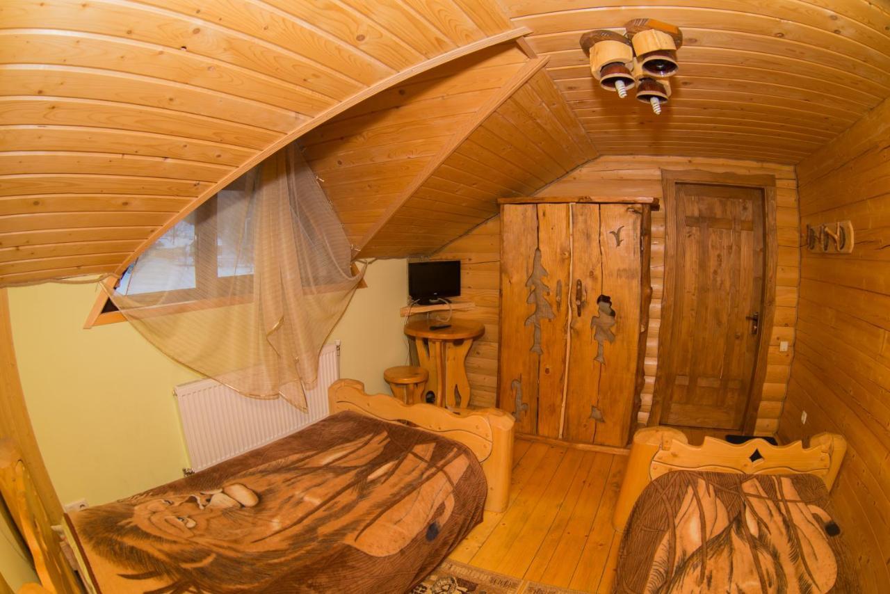 Садиба Вежа Verkhovyna Exterior photo