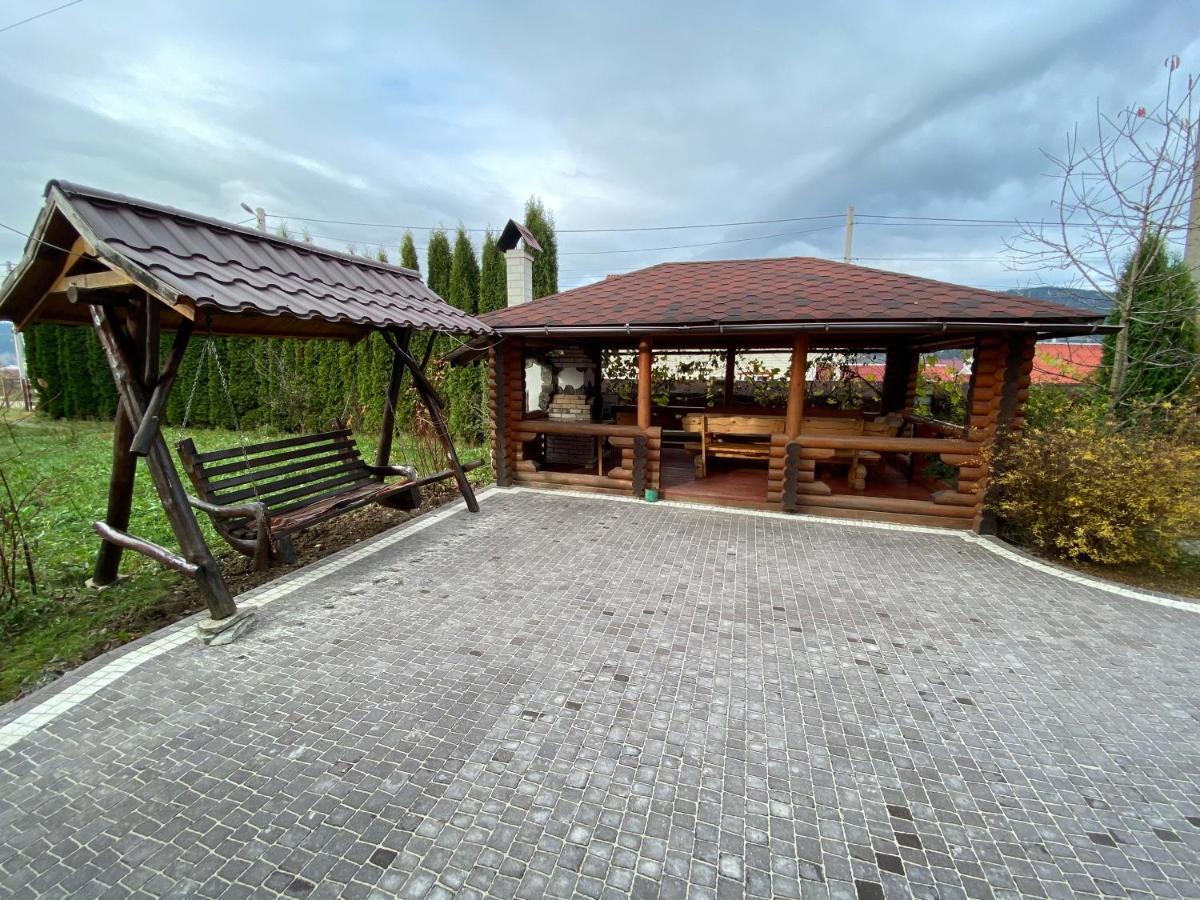 Садиба Вежа Verkhovyna Exterior photo